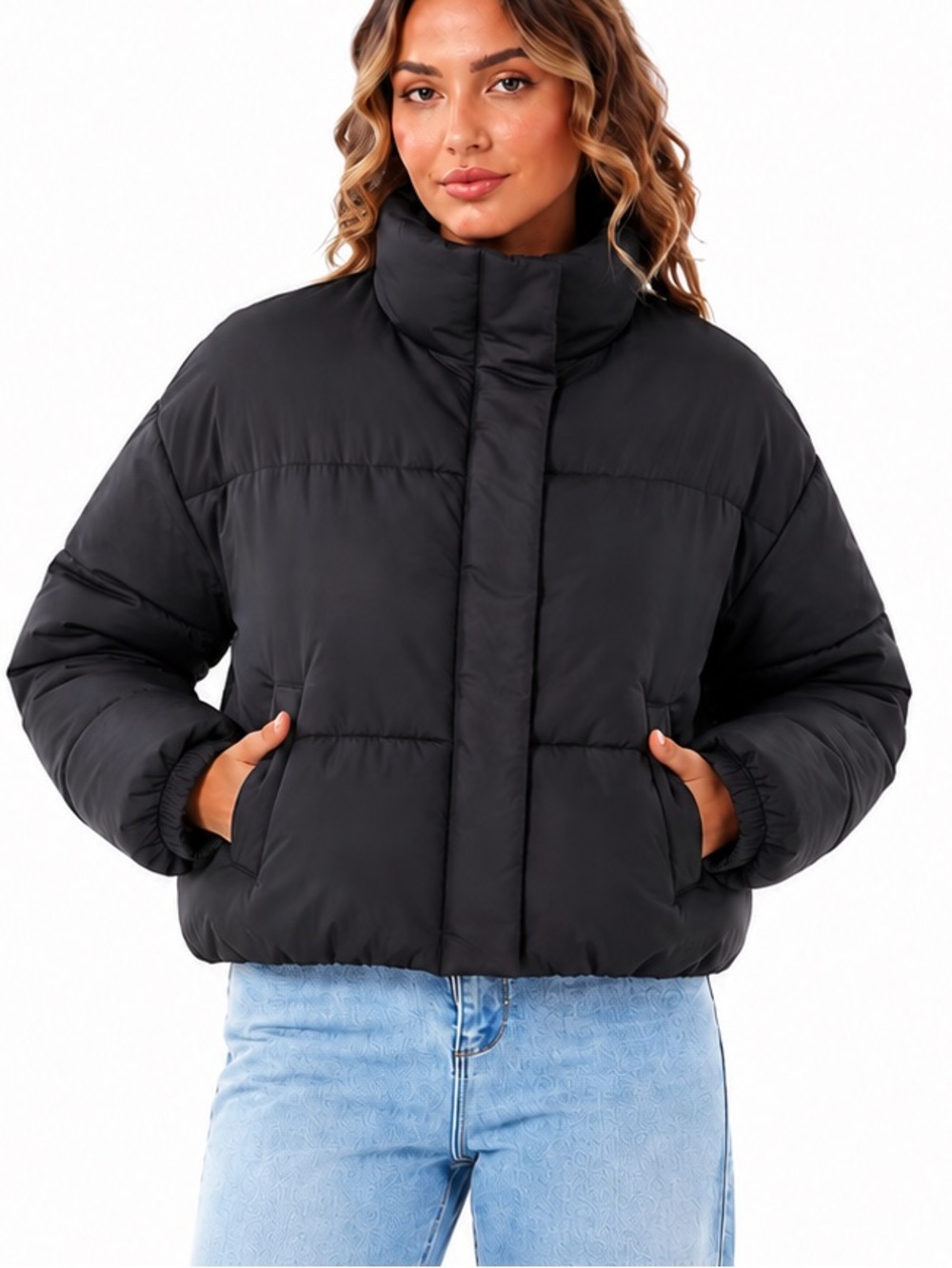 Sebby Women’s Black Cropped Oversized Puffer Jacket Size L